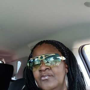 Meet your Posher, Jean